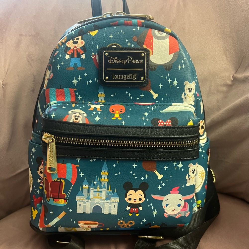 Disney parks lounge fly 2019